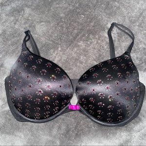 Victoria Secret 34 DD Push Up